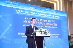 Ông Trần Đăng Khoa Phó Cục trưởng Cục An toàn thông tin chia sẻ về tình hình an toàn an ninh mạng Việt Nam năm 2022. (Ảnh: Minh Sơn/Vietnam+)