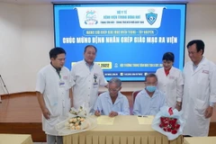 Các bệnh nhân đăng ký hiến tạng ngay trong ngày ra viện. (Ảnh: TTXVN phát)