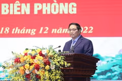Thủ tướng Phạm Minh Chính phát biểu tại buổi đến thăm và làm việc với Bộ Tư lệnh Bộ đội Biên phòng. (Ảnh: Dương Giang/TTXVN)