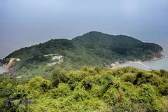 Quang cảnh đảo Hòn Khoai, thuộc xã Tân Ân, huyện Ngọc Hiển, tỉnh Cà Mau. (Ảnh: Huỳnh Anh/TTXVN)