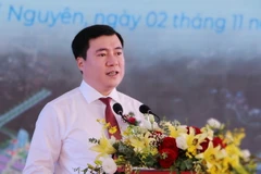 Thứ trưởng Bộ Công Thương Nguyễn Sinh Nhật Tân phát biểu tại buổi lễ. (Ảnh: Hoàng Nguyên/TTXVN)