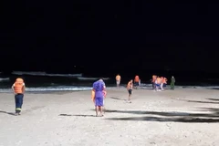 Quảng Ngãi: Hai sinh viên rủ nhau đi tắm biển, một người tử vong