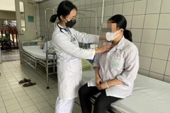 Mắc ung thư tuyến giáp và u tuyến thượng thận vẫn sinh con thành công