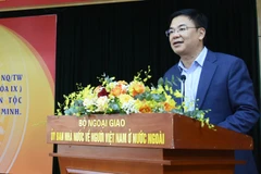 Thứ trưởng Bộ Ngoại giao Phạm Quang Hiệu, Chủ nhiệm Ủy ban Nhà nước về người Việt Nam ở nước ngoài, chủ trì Hội nghị. 