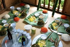 Mâm cơm cúng của người Mường. (Nguồn: baohoabinh)