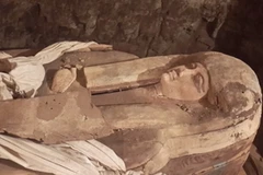 Ai Cập phát hiện lăng mộ nữ ca sỹ hoàng gia thời Pharaoh