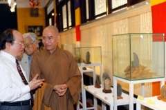 Triển lãm "Thạch thiền" mừng Đại lễ Phật đản tại TP.HCM