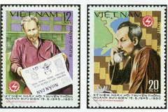 [Mega Story] 'Kể chuyện' Bác Hồ qua những con tem bưu chính