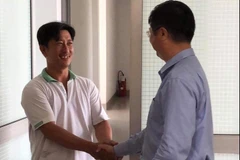 Vụ đổi 100 USD: Ông Nguyễn Cà Rê chính thức được miễn tiền phạt