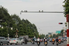 Các camera và máy đo tốc độ được gắn tại các trục đường, giao lộ ở Đồng Nai. (Ảnh: Sỹ Tuyên/TTXVN)