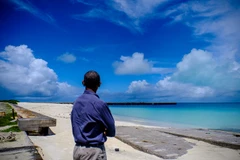 Tổng thống Obama tại đảo Midway Atoll ở Thái Bình Dương. (Nguồn: The New York Times)