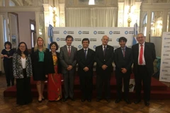 Đại diện Đại sứ quán Việt Nam tham dự hoạt động thúc đẩy trao đổi thương mại Mercosur-ASEAN. (Ảnh: Diệu Hương/Vietnam+)