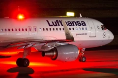 Máy bay Airbus 320-200 của Hãng hàng không Lufthansa tại Duesseldorf, Đức. (Nguồn: AFP/TTXVN)