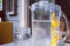 Bí quyết uống nước đúng cách để trẻ đẹp như phụ nữ Nhật Bản