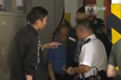 [Video] Hong Kong: Cướp xe chở vàng gần 3 triệu USD như trong phim