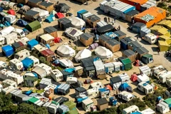 Lều tạm của người di cư tại Calais, Pháp ngày 16/8. (Nguồn: AFP/TTXVN)
