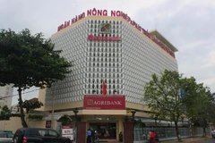 Bắt Trưởng phòng Tín dụng Agribank Cần Thơ vì tiếp tay lừa đảo