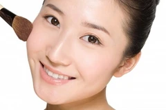 Bí quyết trang điểm giúp bạn có làn da bóng mịn không bóng dầu
