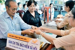 [Video] Tăng tuổi nghỉ hưu: Lo sức ép quỹ lương Nhà nước