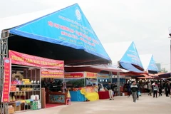 Hội chợ Thương mại quốc tế Việt- Trung 2015 tại Móng Cái, Quảng Ninh. Ảnh minh họa. (Nguồn: TTXVN)