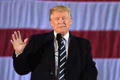 Tổng thống đắc cử Mỹ Donald Trump phát biểu tại một sự kiện ở Baton Rouge, bang Louisiana ngày 9/12. (Nguồn: AFP/TTXVN)
