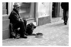 Italy: Cần 3 phiếu phạt và 2 công lệnh để thu phạt... 3 euro 