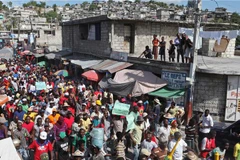 Haiti: Người dân lại biểu tình phản đối giá nhiên liệu cao 