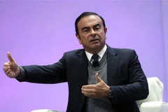 Cựu Chủ tịch Nissan Carlos Ghosn phát biểu tại Triển lãm ôtô quốc tế Bắc Mỹ ở Detroit, Michigan, Mỹ. (Ảnh: AFP/TTXVN)