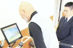 Nhật Bản phát triển thiết bị đánh giá sức khỏe cho người già