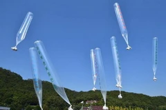 Triều Tiên dọa bắn hạ phương tiện rải truyền đơn chống Bình Nhưỡng