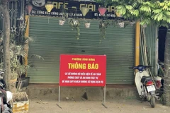 Một cơ sở kinh doanh ngưng hoạt động vì không đủ kiều kiện an toàn phòng cháy, chữa cháy. (Ảnh: Mạnh Khánh/TTXVN)