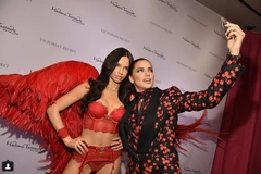 Adriana Lima - siêu mẫu kỳ cựu nhất của hãng nội y Victoria's Secret. 