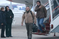 Hai phóng viên của RT. (Nguồn: itar-tass.com)