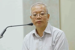 Bị cáo Trần Trung Chí Hiếu tại phiên tòa. (Ảnh: Doãn Tấn/TTXVN)