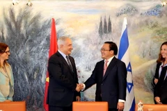Thủ tướng Israel Benjamin Netanyahu tiếp Phó Thủ tướng Hoàng Trung Hải. (Ảnh: Bùi Hoàn/Vietnam+)