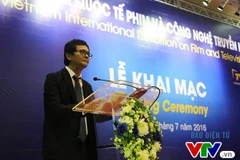 Tổng Giám đốc Đài Truyền hình Việt Nam Trần Bình Minh phát biểu khai mạc triển lãm. (Nguồn: telefilm.vn)
