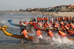 Khởi động chương trình “Đà Nẵng - Điểm hẹn mùa hè 2014” 