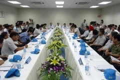 Bí thư Thành ủy Hà Nội làm việc với một số doanh nghiệp nước ngoài