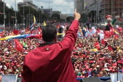 Quang cảnh cuộc tuần hành ủng hộ chính phủ tại Caracas, Venezuela ngày 1/9. (Nguồn: EPA/TTXVN)