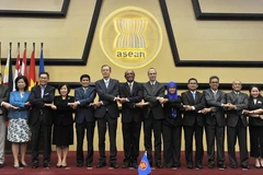 Các đại biểu tham dự cuộc họp chụp ảnh lưu niệm. (Nguồn: asean.org)