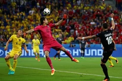 Armando Sadiku ghi bàn thắng lịch sử cho Albania. (Nguồn: Getty Images)