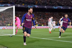 Hình ảnh đáng nhớ ở trận Bacelona thắng vùi dập Liverpool