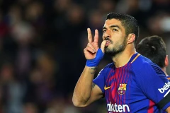 Luis Suarez mở đầu cho chiến thắng của Barcelona. (Nguồn: Reuters)