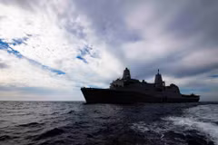 Tàu đổ bộ USS Arlington. (Nguồn: news.usni.org)