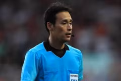 Trọng tài Kimura Hiroyuki bắt chính trận Việt Nam vs Philippines. (Nguồn: Getty Images)