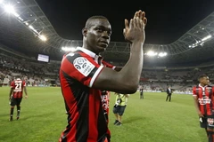 Balotelli lập cú đúp ngay trận ra mắt tại Nice. (Nguồn: Getty Images)