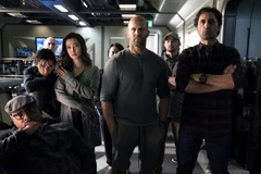 The Meg: Cá mập thời cổ đại làm sống lại nỗi ám ảnh sát thủ đại dương