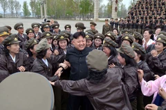 Báo Hàn Quốc: Nhà lãnh đạo Kim Jong-Un tái lập đội văn công