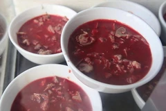 Món tiết canh ở Việt Nam. (Nguồn: BBC)