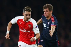 Matthaus khiến Özil và Müller "nóng mặt" trước thềm đại chiến